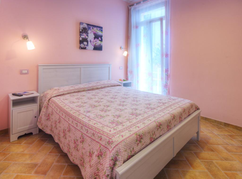 Locanda Del Picchio Loreto Habitación foto