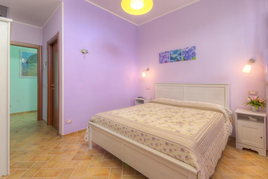 Locanda Del Picchio Loreto Habitación foto